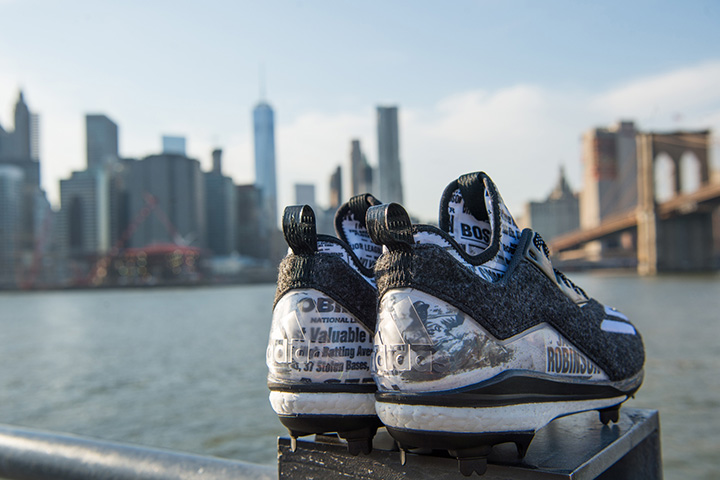 Jackie Robinson x adidas Boost Icon_05