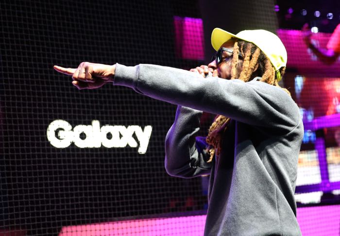 LOS ANGELES, CA - JUNE 14: Rapper Lil Wayne performs onstage at the Samsung booth at E3 Expo 2016 on June 15, 2016 in Los Angeles, California. (Photo by Joe Scarnici/Getty Images for Samsung)
