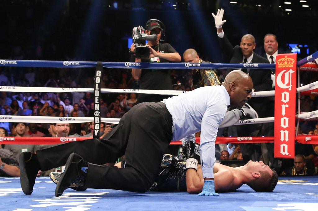 Danny Garcia v Rod Salka