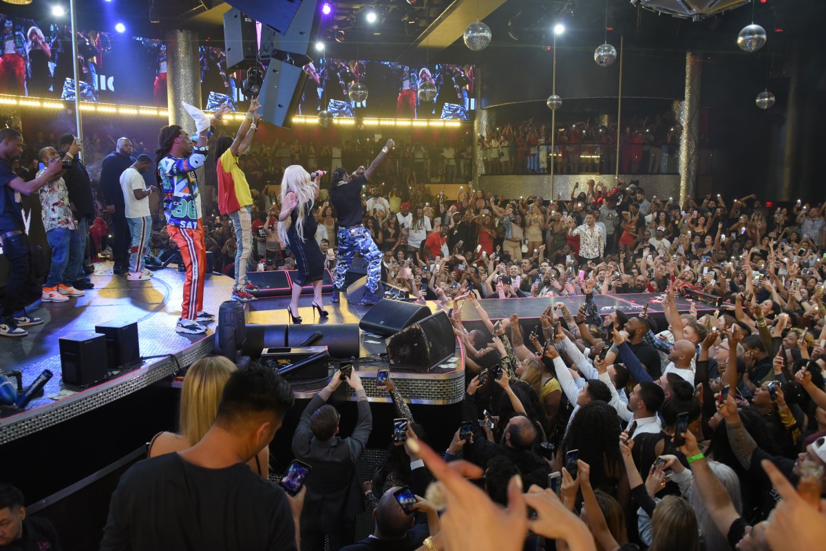 Cardi B & Migos at Drai's Nightclub 12