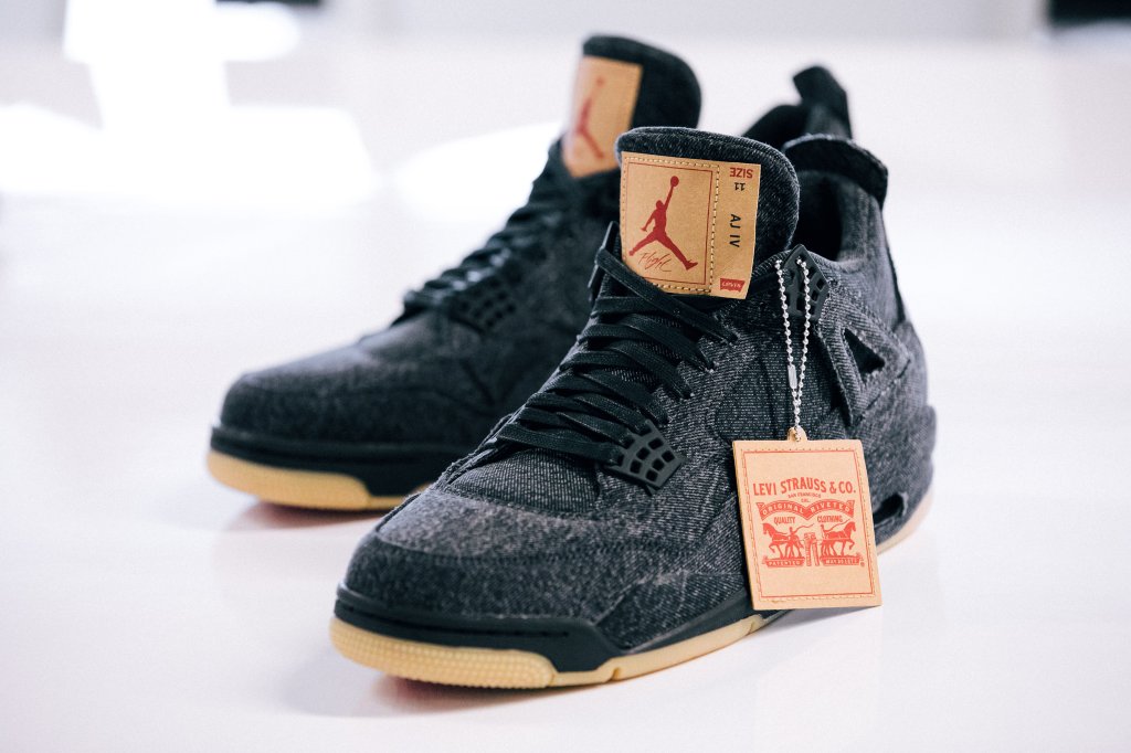 Levi's x Air Jordan IV
