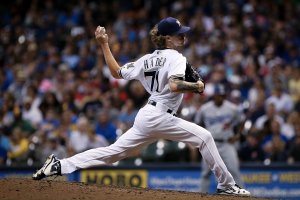 Los Angeles Dodgers v Milwaukee Brewers