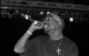 Tupac Shakur Live In Concert