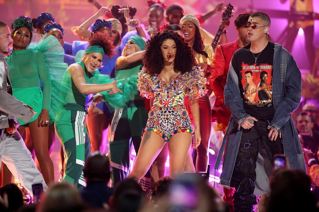 2018 American Music Awards - Fixed Show