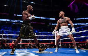 Floyd Mayweather Jr v Conor McGregor