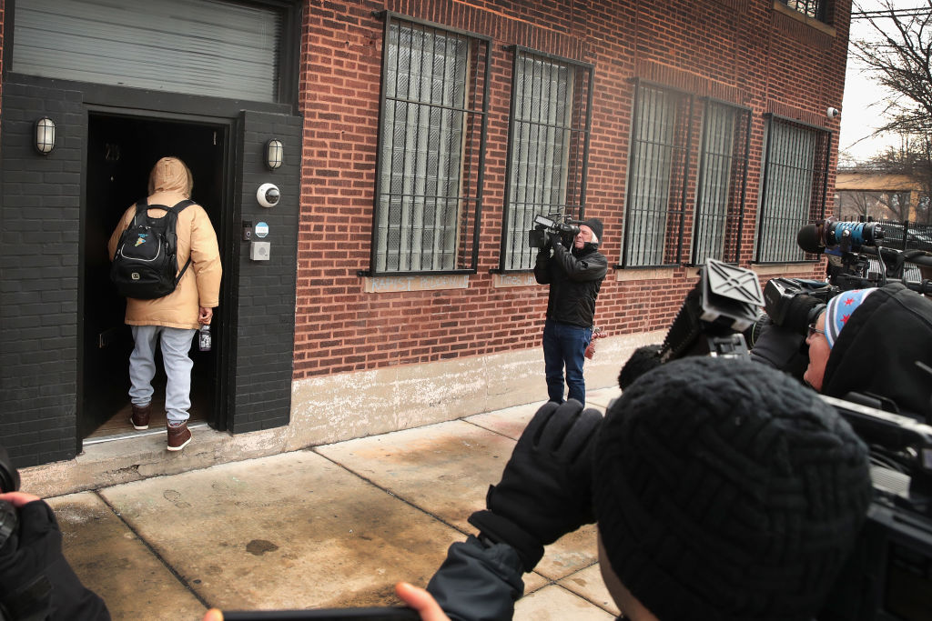 City Inspectors Visit R. Kelly's Studio In Chicago