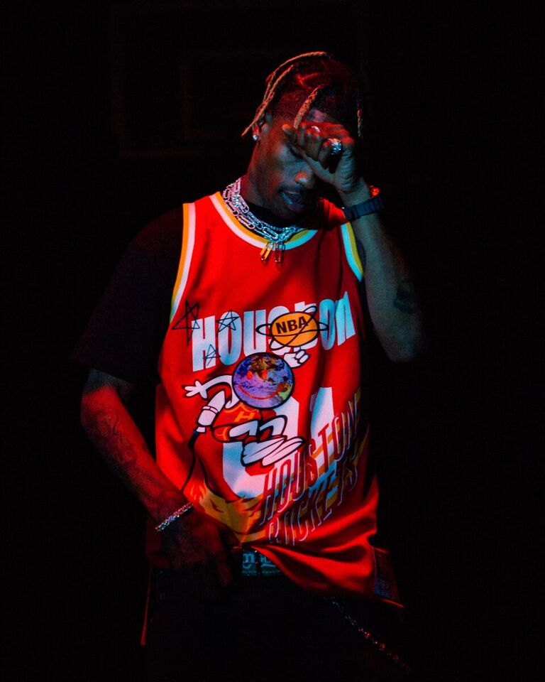 Mitchell & Ness/Travis Scott