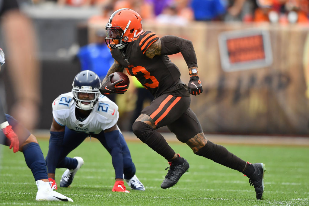 Tennessee Titans v Cleveland Browns
