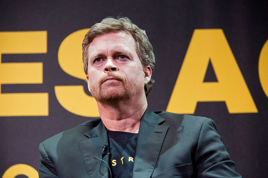 USA - Lance Armstrong Foundation Launches "Stages" Art Project