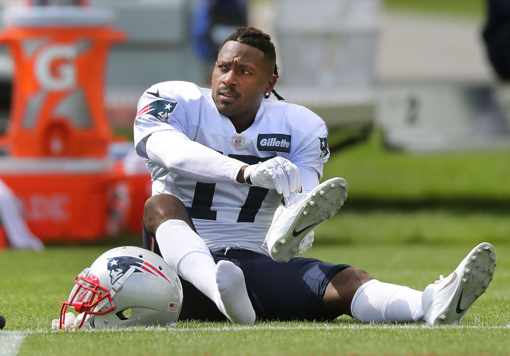 Antonio Brown Now A Suspect In Battery & Burglary Investigation