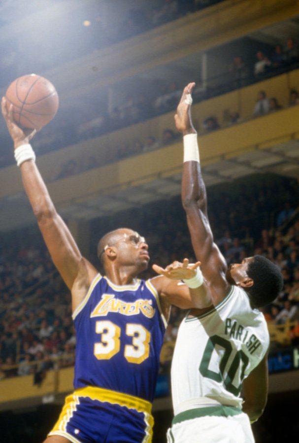 Los Angeles Lakers v Boston Celtics