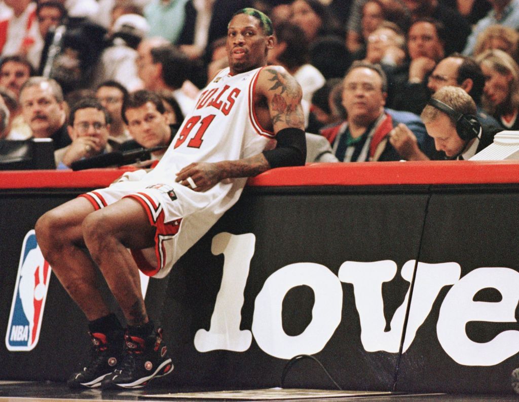 'The Fumble' Recaps Episodes 3 & 4 of ESPN's Jordan Doc 'The Last Dance'