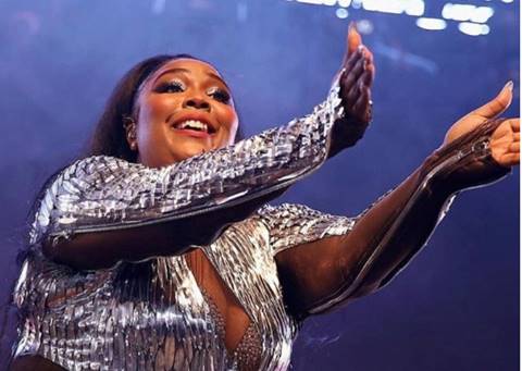 Lizzo Urban Decay Coachella Prep