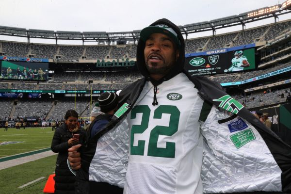 Celebrities Attend The New York Giants Vs New York Jets Game