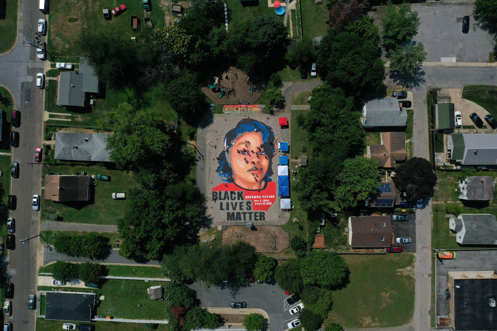 Large Mural Of Breonna Taylor Painted In Historically Black Maryland Neighborhood