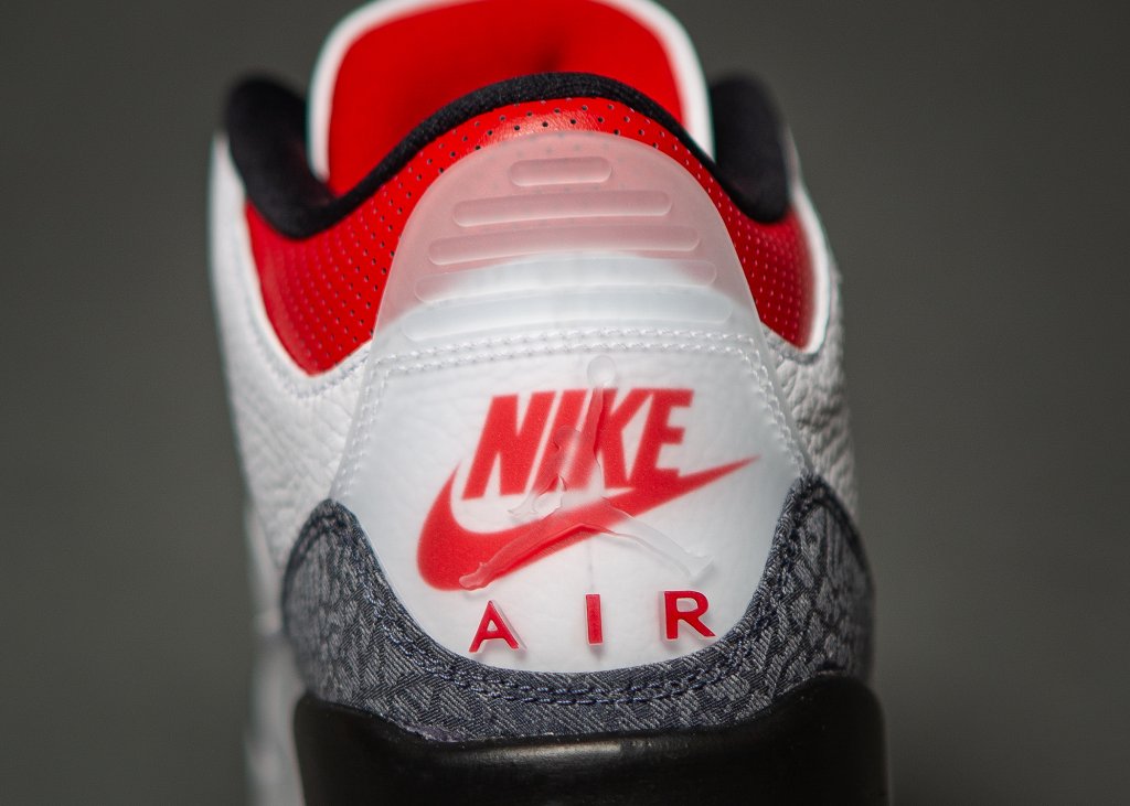 Air Jordan 3 SE Denim "Fire Red"