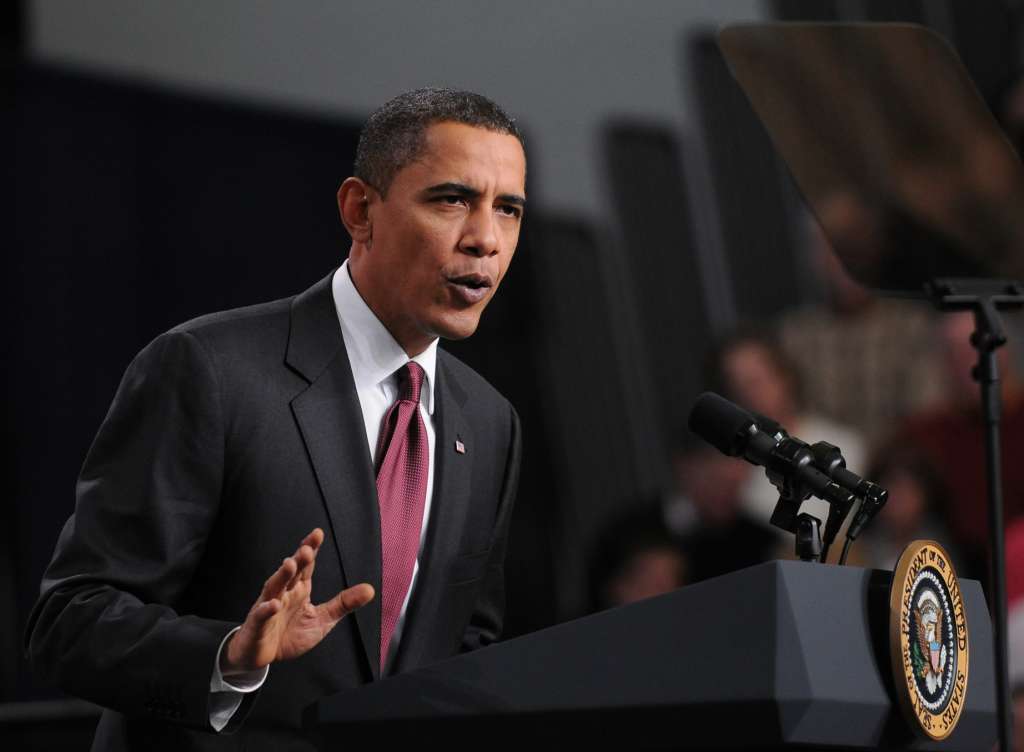 (020210 Nashua, MA) President Barack Obama visits Nashua North High School for a town meeting. Tuesday, February 02, 2010. Staff photo by Ted Fitzgerald