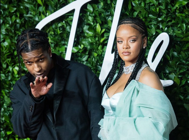 The Fashion Awards 2019 - Red Carpet Arrivals