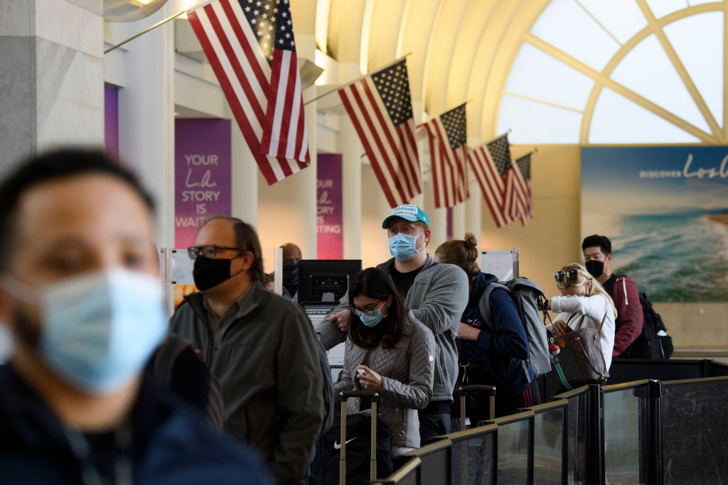 US-VIRUS-HEALTH-HOLIDAY-TRAVEL