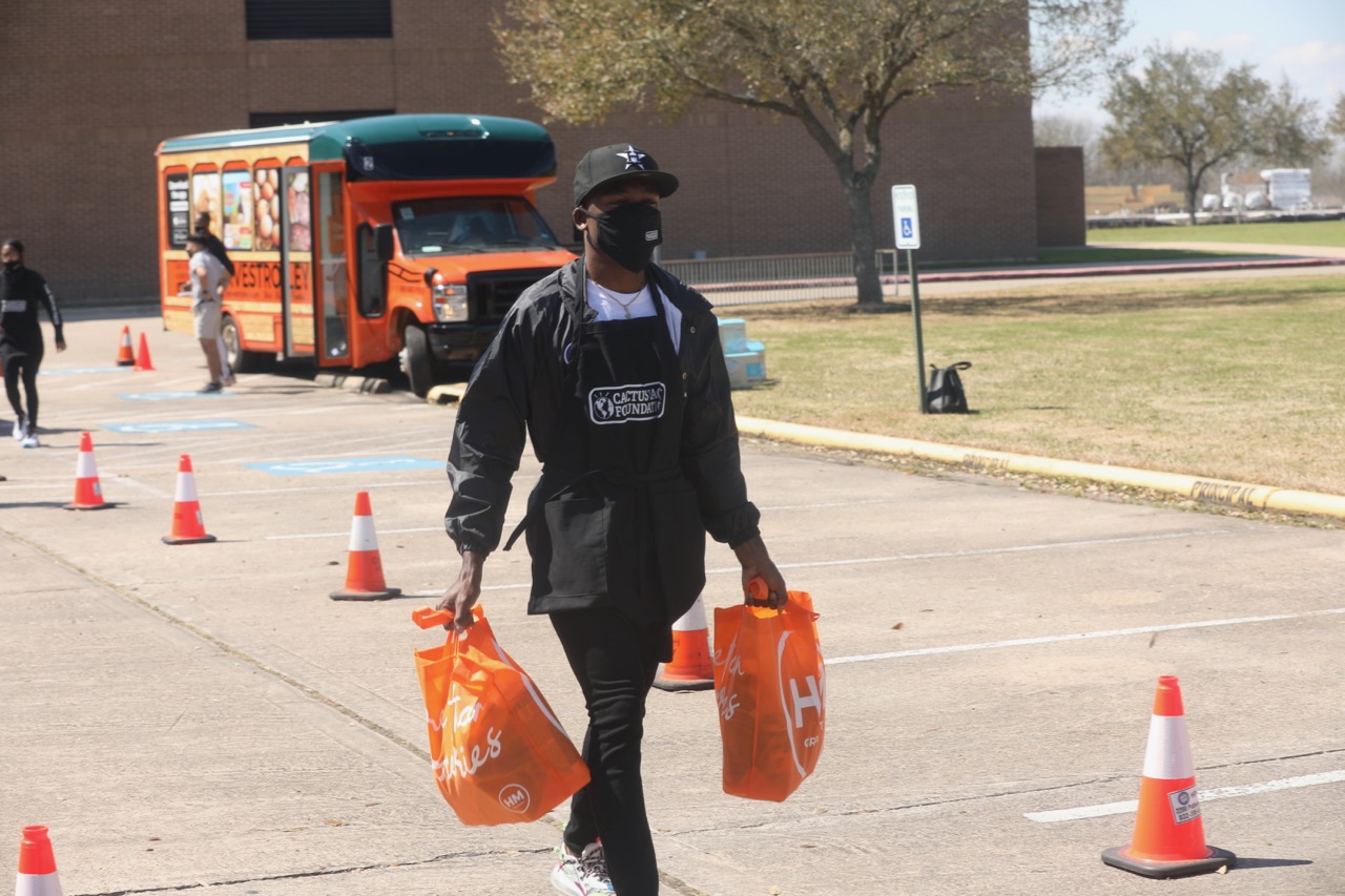 Cactus Jack Foundation Holds Emergency Winter Relief Drive