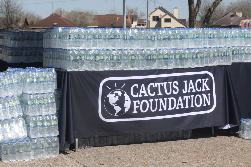 Cactus Jack Foundation Holds Emergency Winter Relief Drive