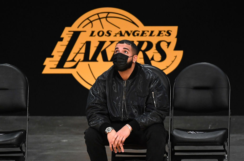 Golden State Warriors v Los Angeles Lakers - Play-In Tournament