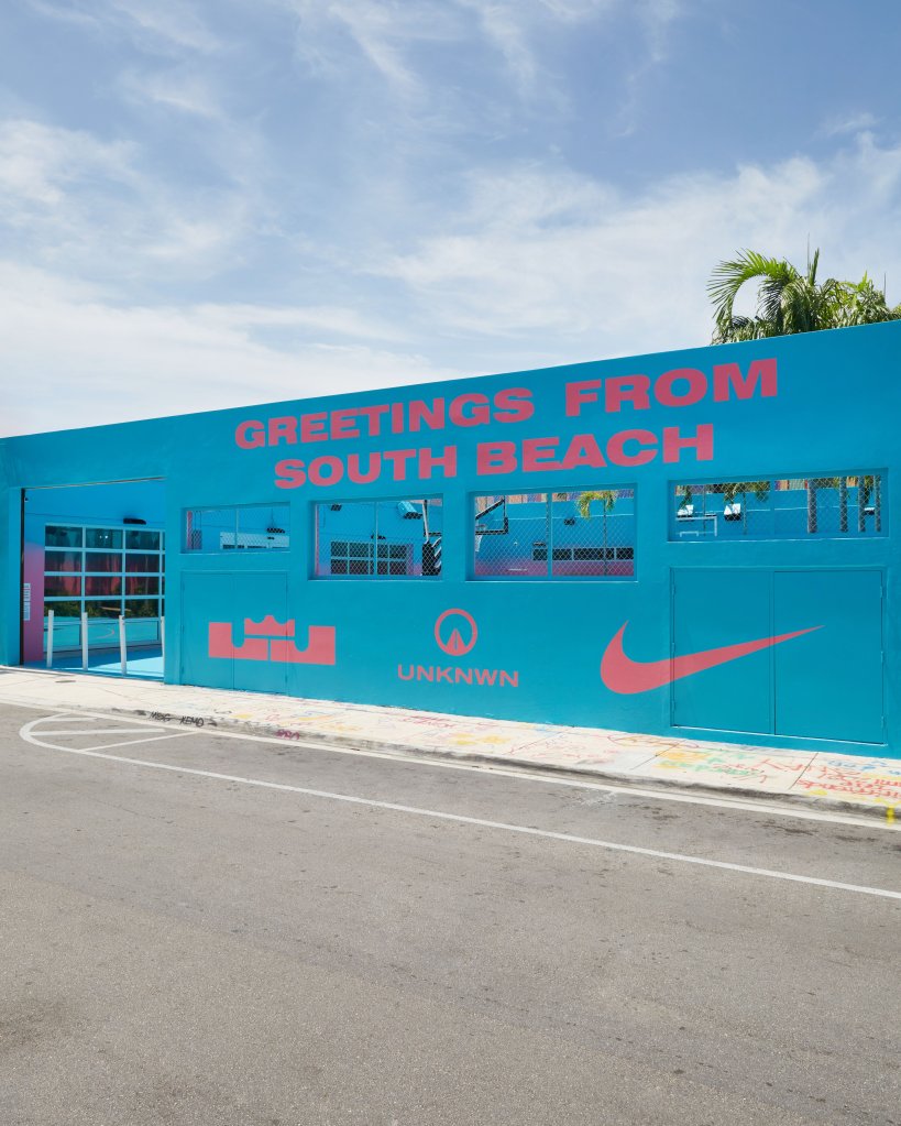 UNKNWN unveils Nike LeBron 8 “South Beach” 2021 inspired basketball court