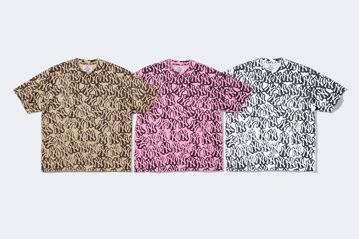 Supreme® x New York Yankees™