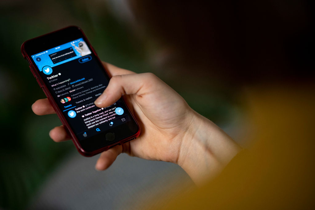 Twitter Once Again Relaunches Its Verification Process After Halting It