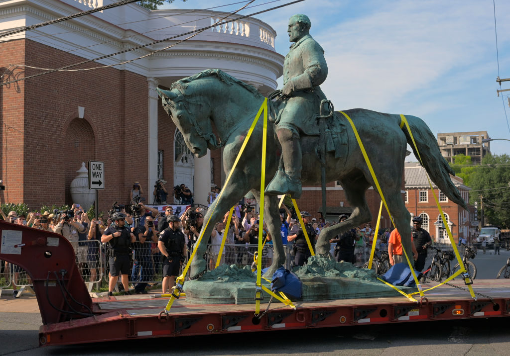 Lee statue Charlottesville VA