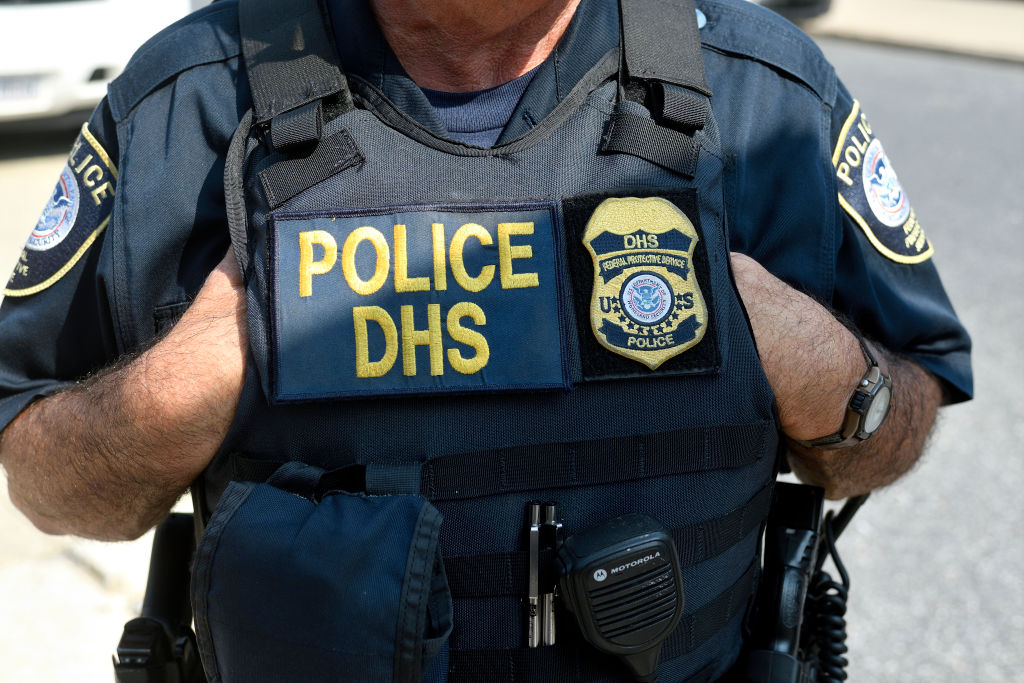 Arrests as Police Clears Protest blocking ICE office in Philadelphia, PA
