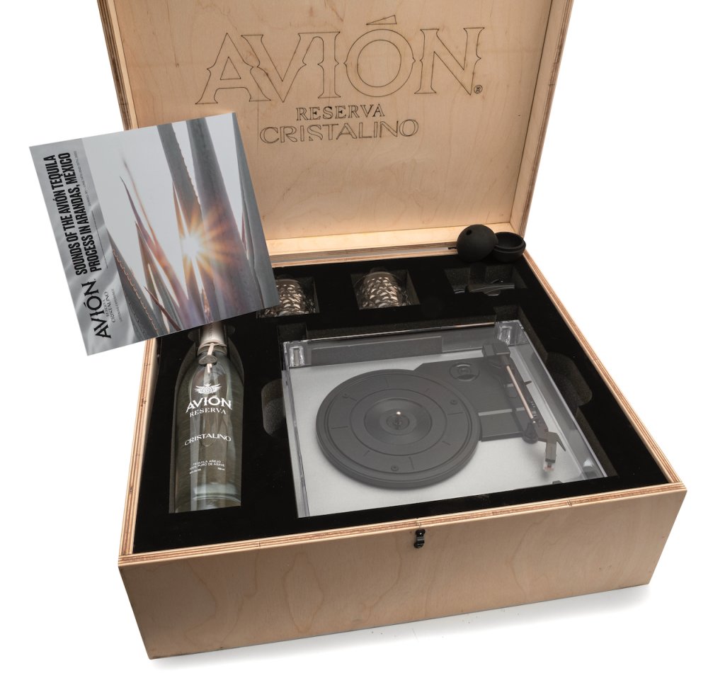 Avión reserve Cristalino Listening Experience kit