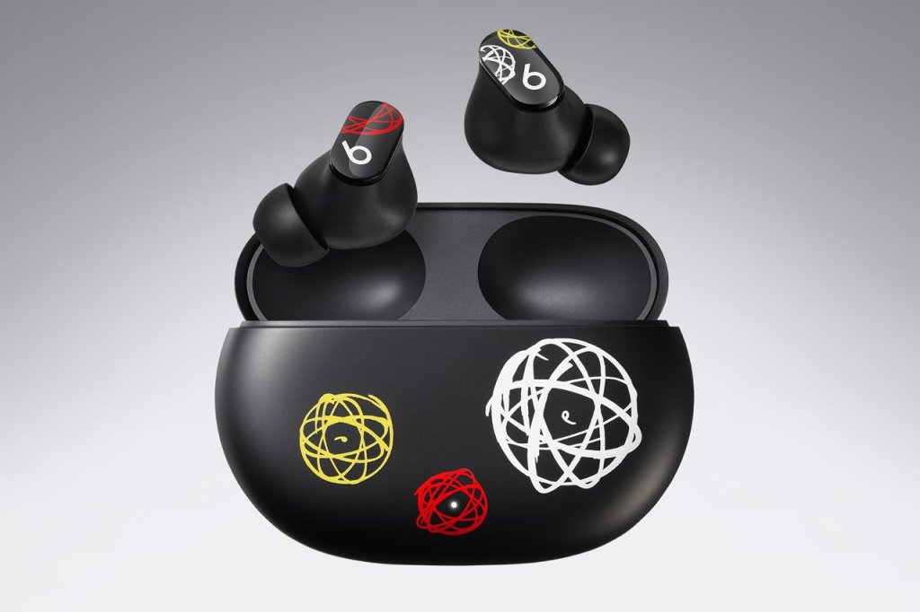 Beats By Dre x Futura