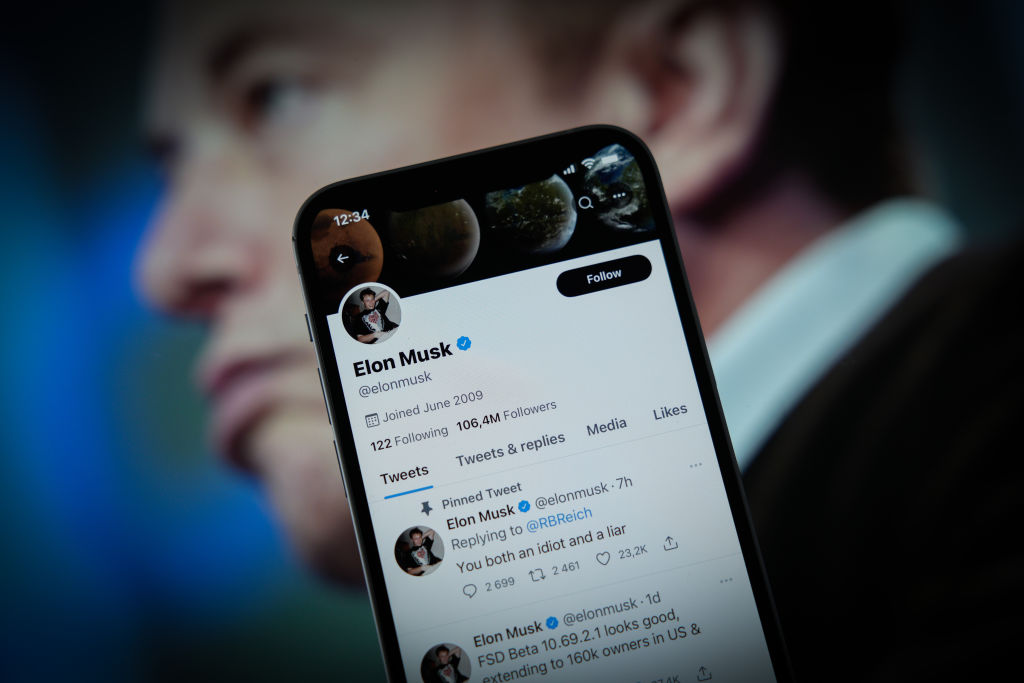 Elon Musk Agrees To $44 Billion Twitter Purchase