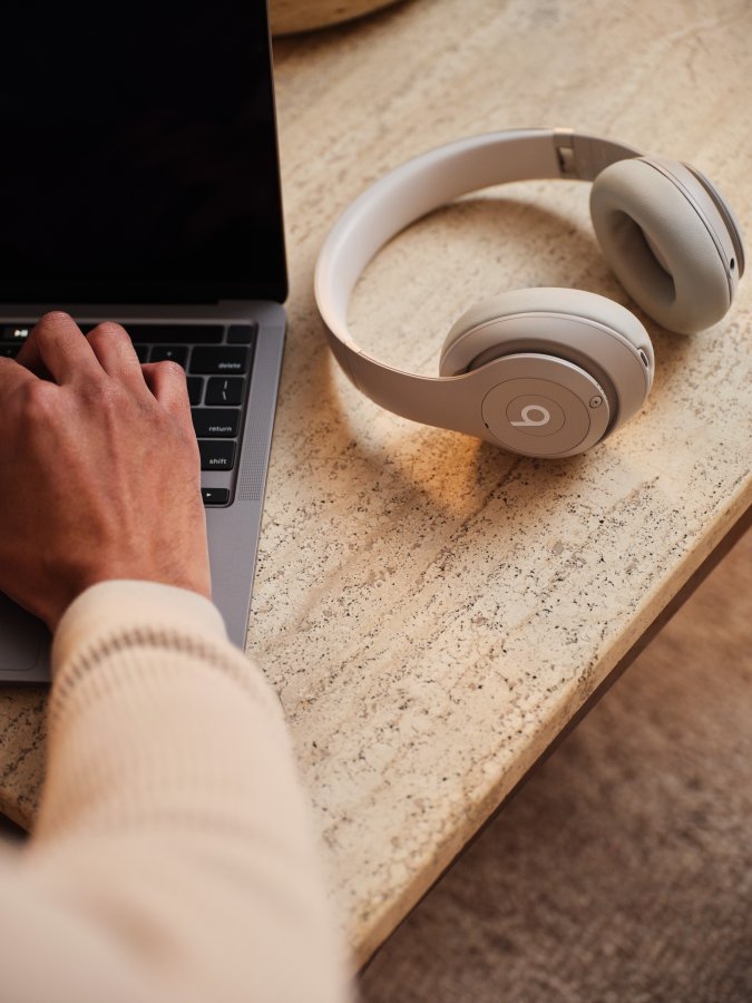 Beats Studio Pro