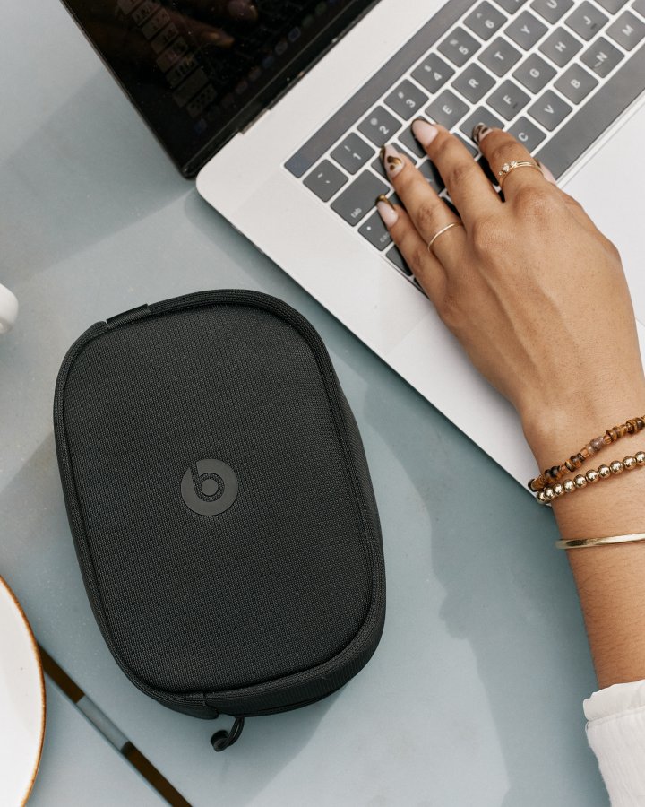 Beats Studio Pro