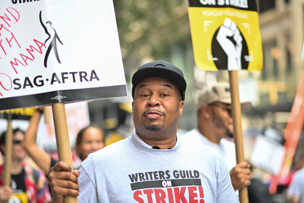 SAG-AFTRA Members Maintain Picket Lines Across New York City During Strike