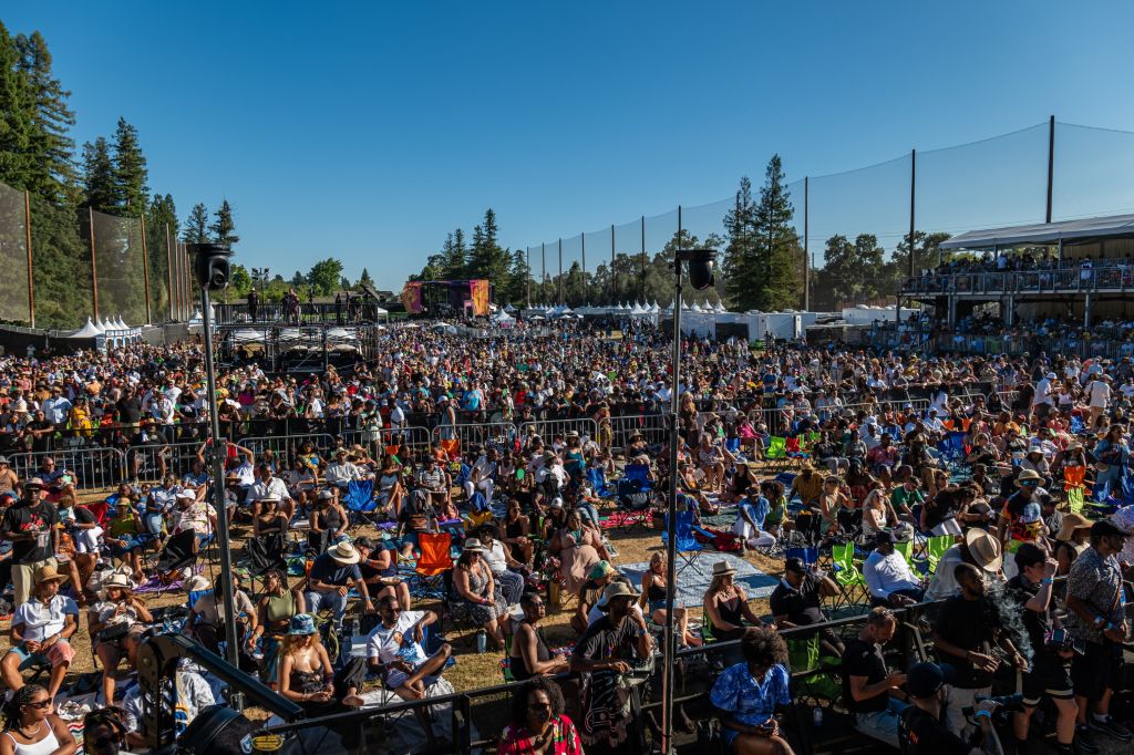 Blue Note Jazz Festival: The Black Radio Experience