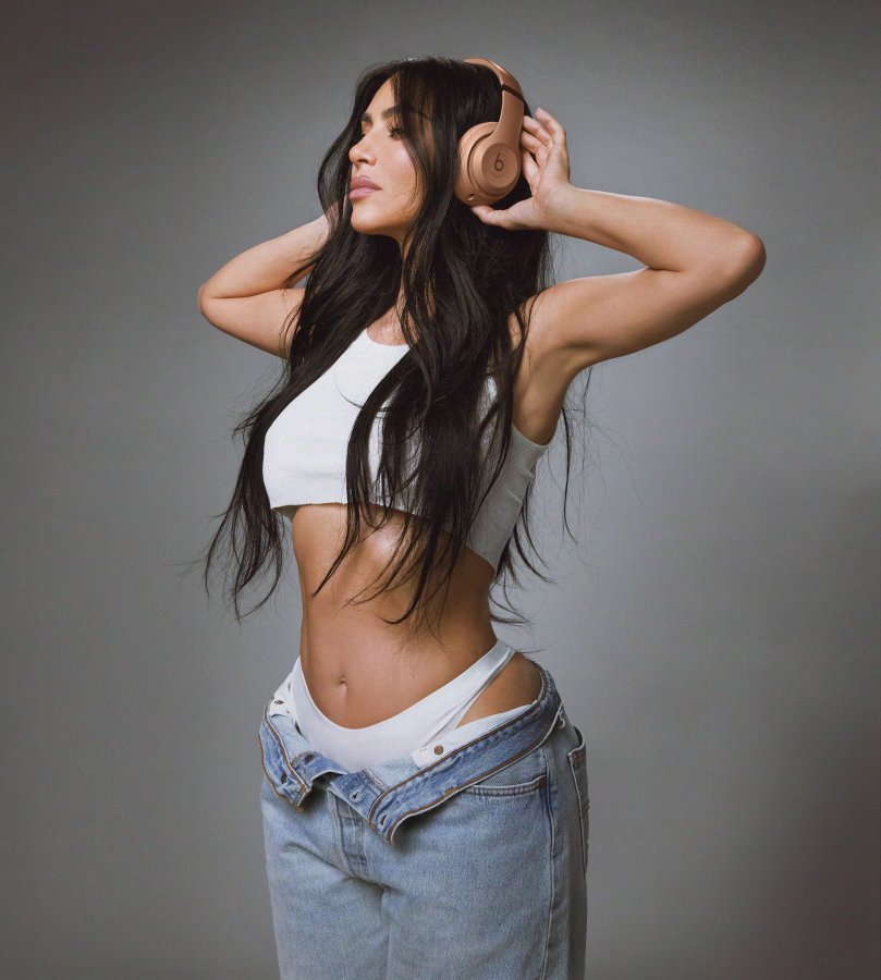 Beats Studio Pro x Kim Kardashian