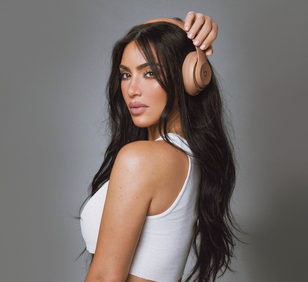 Beats Studio Pro x Kim Kardashian