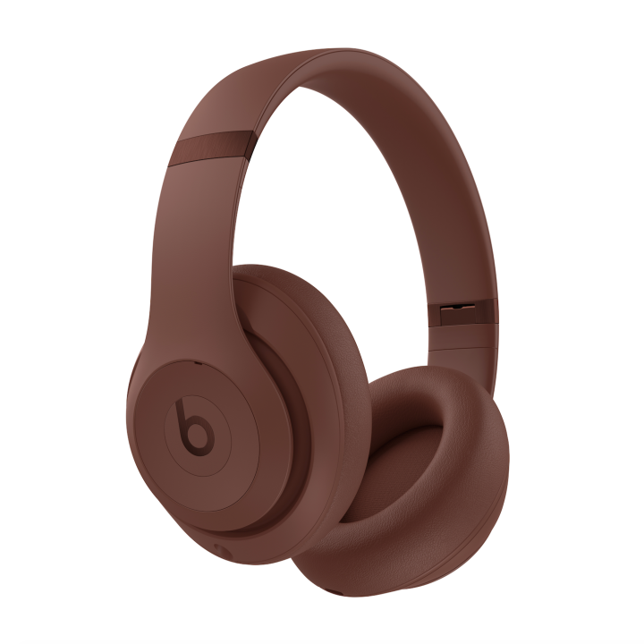 Beats Studio Pro x Kim Kardashian