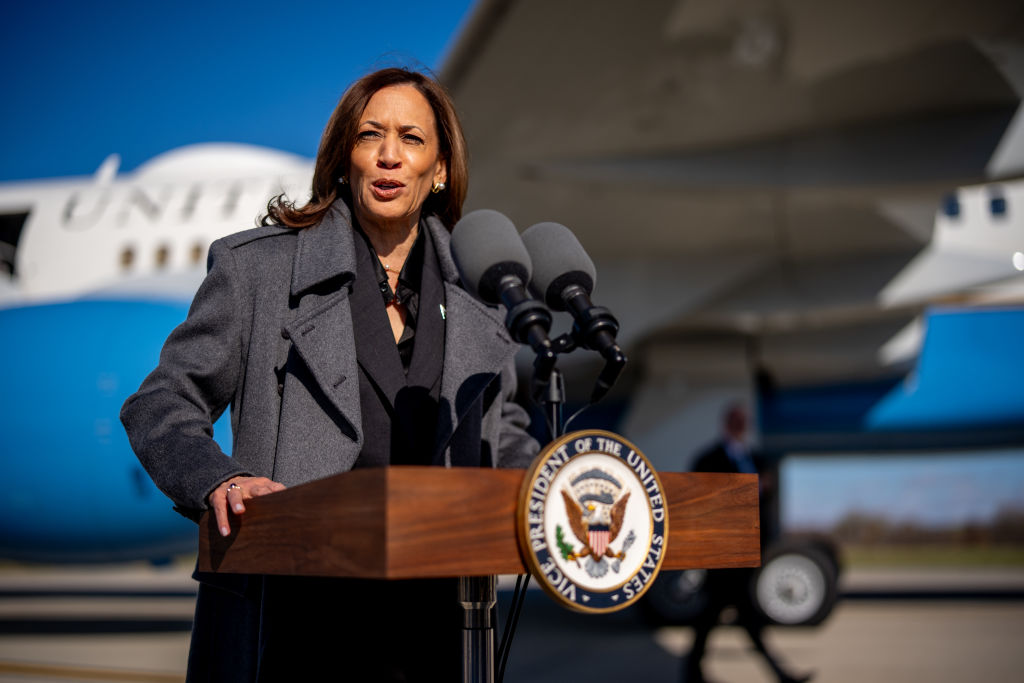 Kamala Harris Campaigns Across Wisconsin In Final Days Of Campaign
