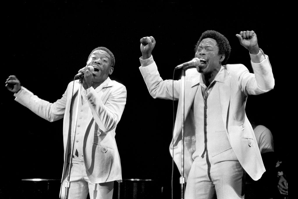 Sam And Dave Performing On Stage