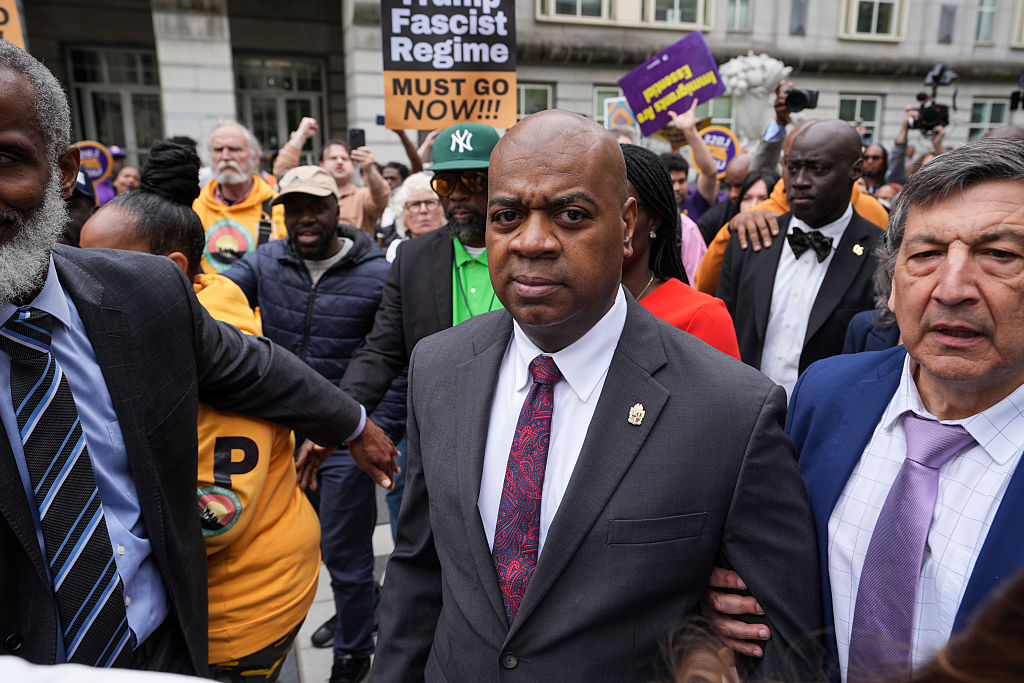 Newark Mayor Ras Baraka in court for hearing on ICE arrest