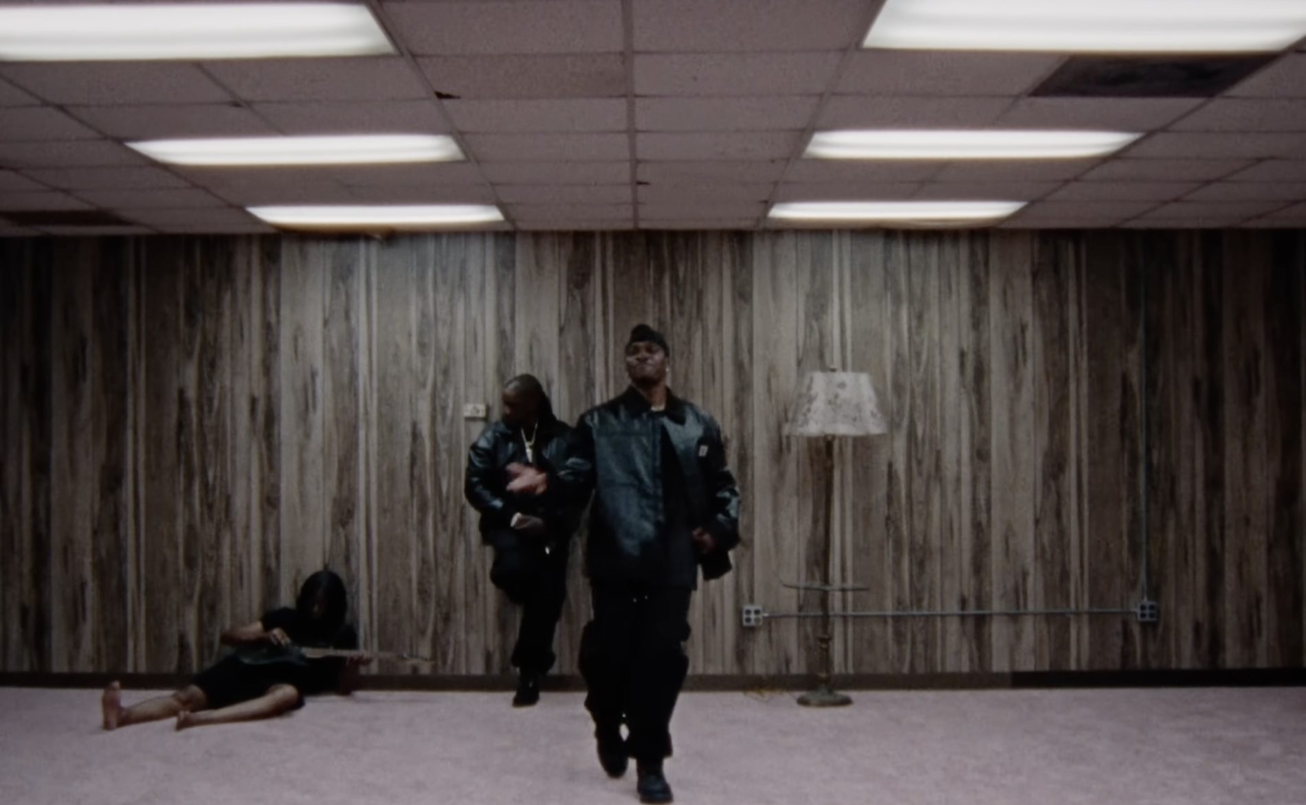 Clipse - Chains & Whips