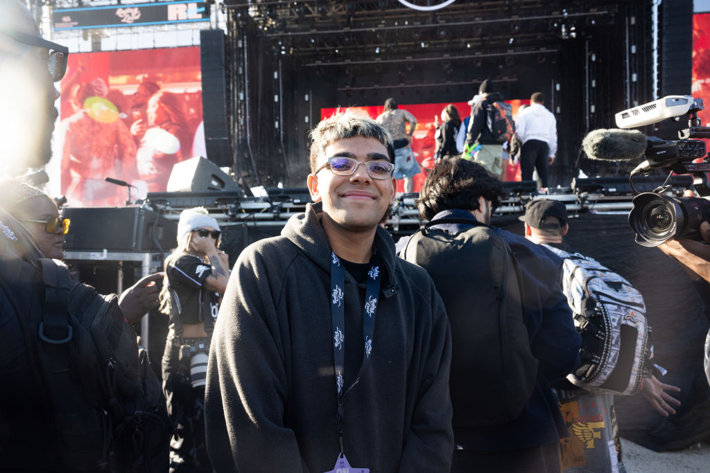 N3on Apologizes For Past Racist Behavior