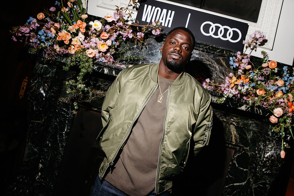 Artist's Table Powered by WOAH